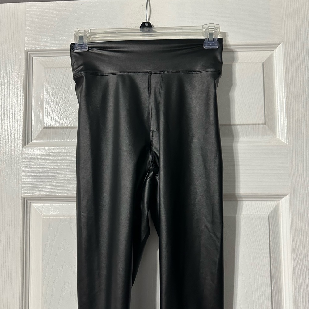 Offline by Aerie Real Luxe Faux Leather Leggings - Picture 2 of 11